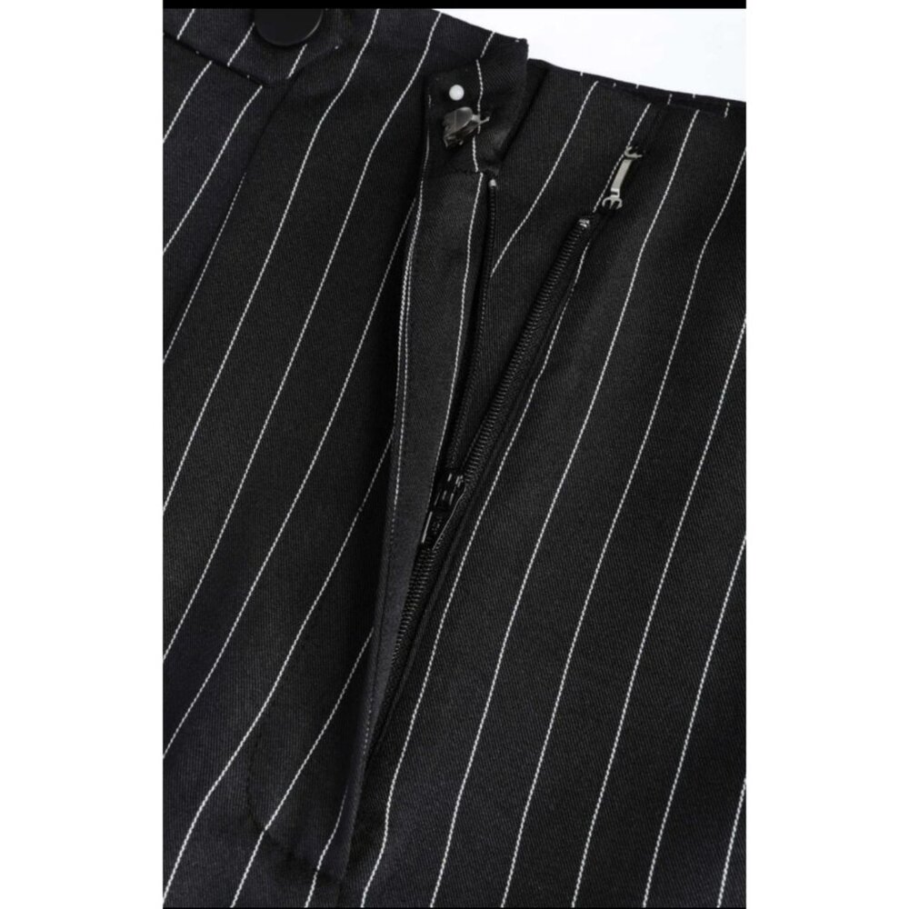 Cider Women’s Medium Pin Striped Button Front Straight Leg Pants Black White New - Picture 10 of 10